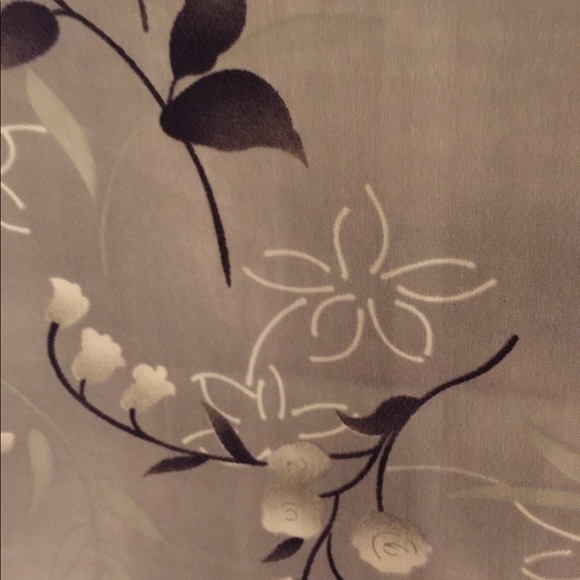 Purple/Gray flower print dress - Picture 3 of 6